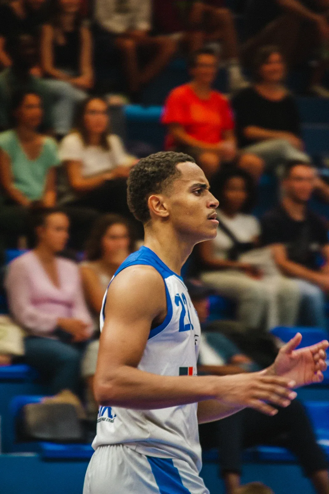 Photo 1 — match des Grenoble Basket